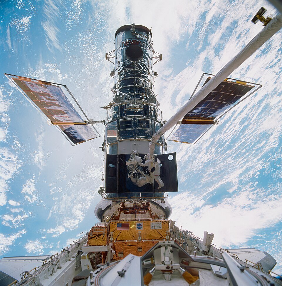STS-103 launch operations photography
