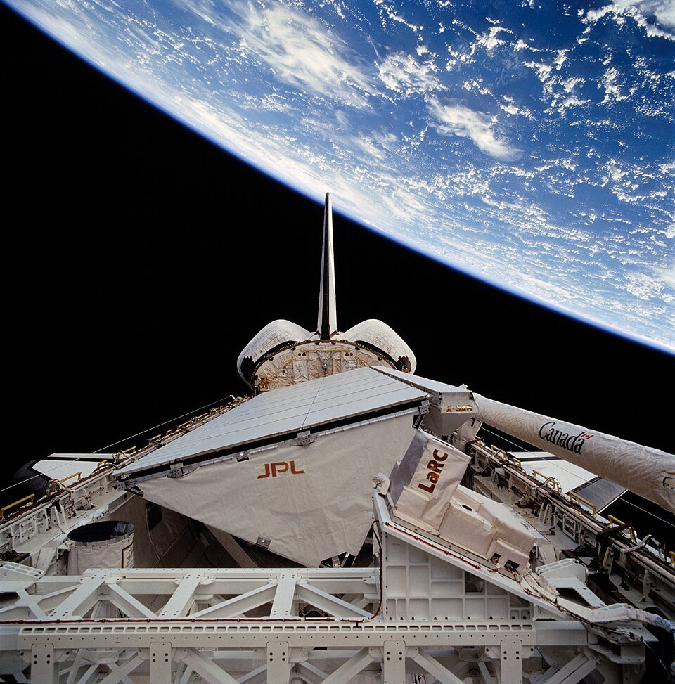 STS-68 launch operations photography
