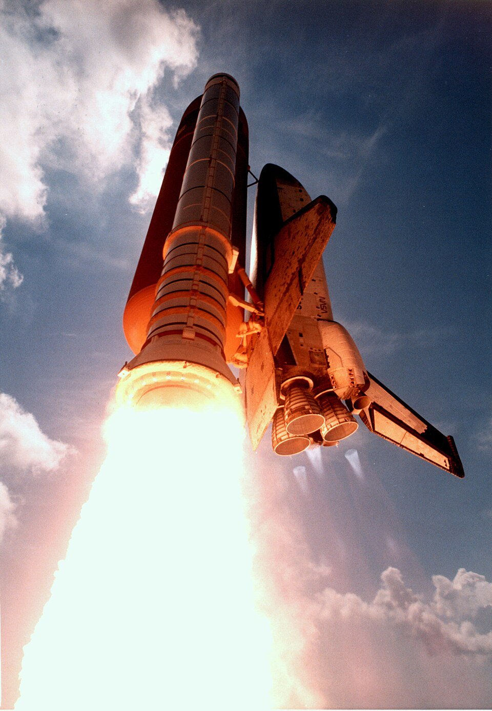 STS-78 launch operations photography