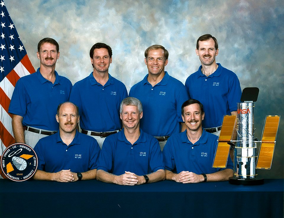 STS-82 launch operations photography
