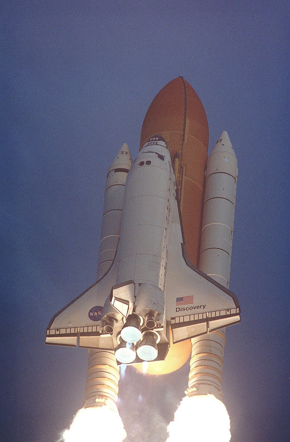 STS-96 launch operations photography