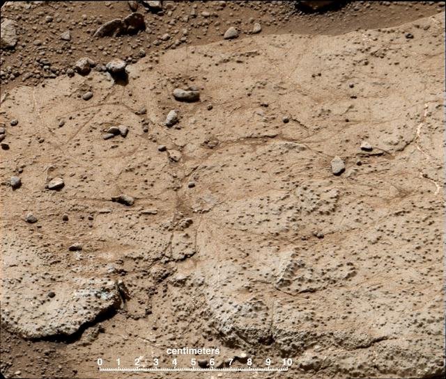 Cumberland Target for Drilling by Curiosity Mars Rover