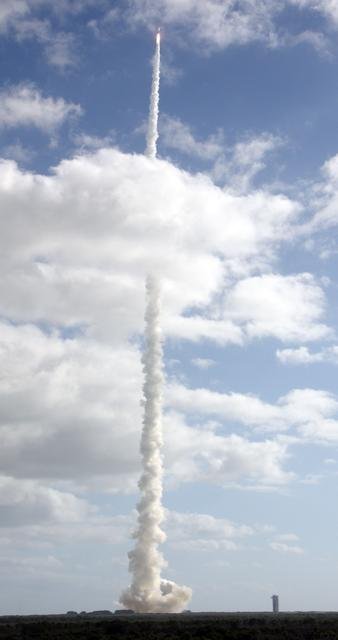 KSC-2011-8036