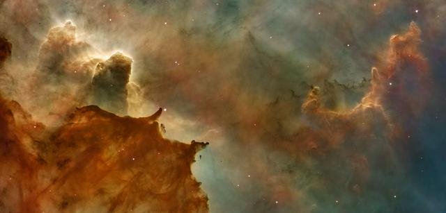 The Mark of a Dying Star
