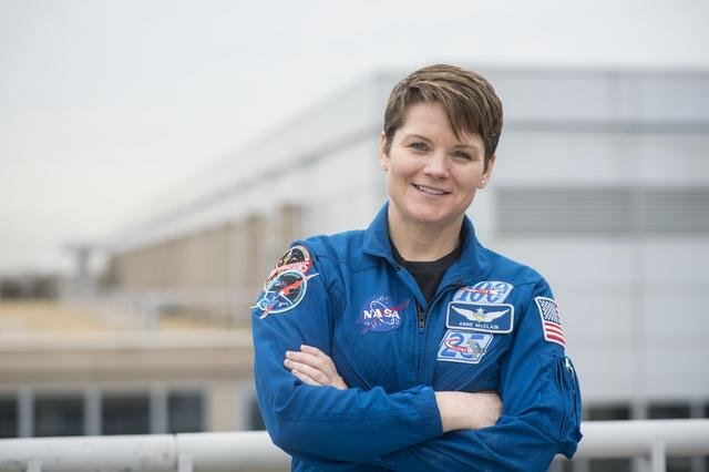 CCP Astronauts Practice Spacewalking