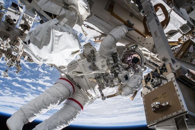 iss055e006321