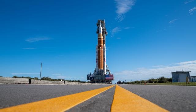Artemis I mission operations
