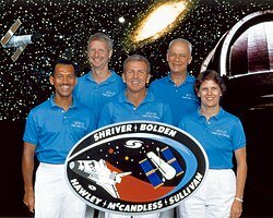 STS-31 mission operations