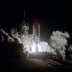 STS-38 mission operations