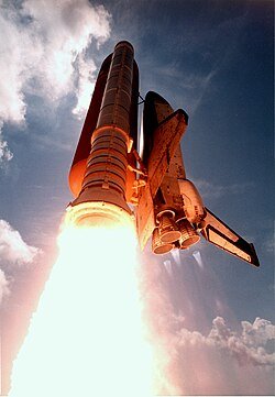 STS-78 mission operations